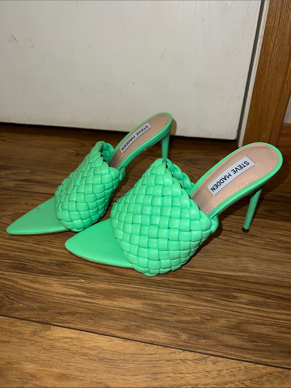 Steve Madden Mint Green Woven Pointed Mule Heels